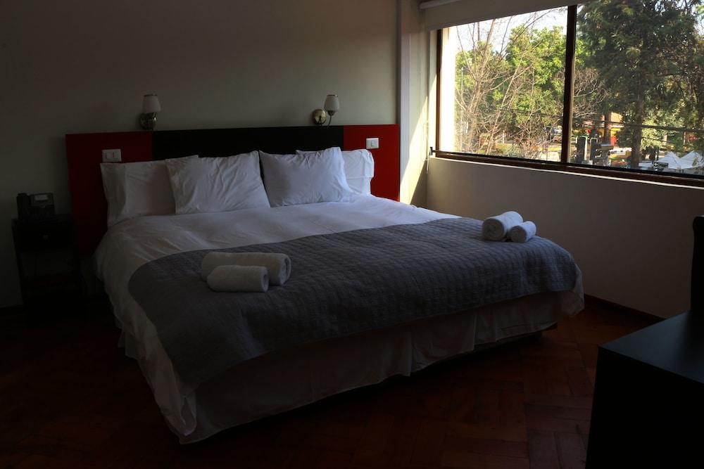 Plaza Nunoa Hotel