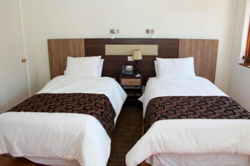 Plaza Nunoa 3* Santiago