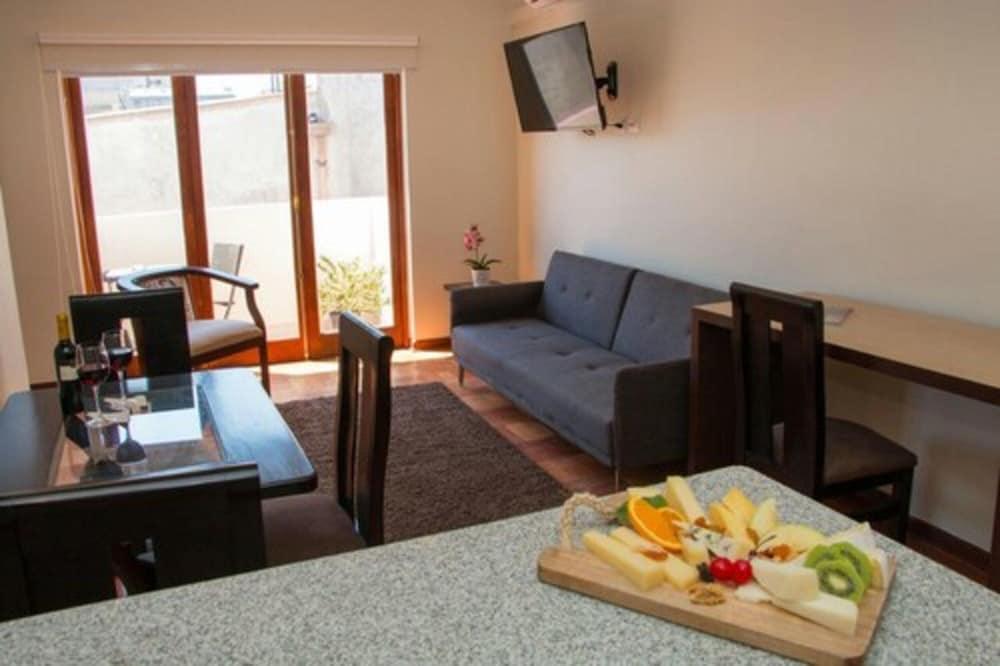 Plaza ñuñoa Hotel 3*
